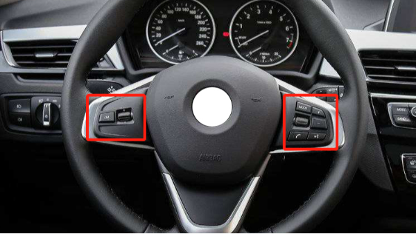 汽車按鍵廠家：汽車方向盤多功能按鍵有哪些？