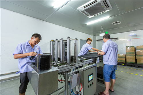 東莞按鍵生產廠家聊聊出現了硅膠按鍵變色是什么原因